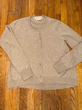 Marni light beige 100% cashmere button down cardigan high low made in Italy 40